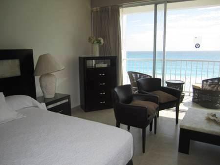 Beachfront Studio Carisa Y Palma Appartement Cancún Kamer foto