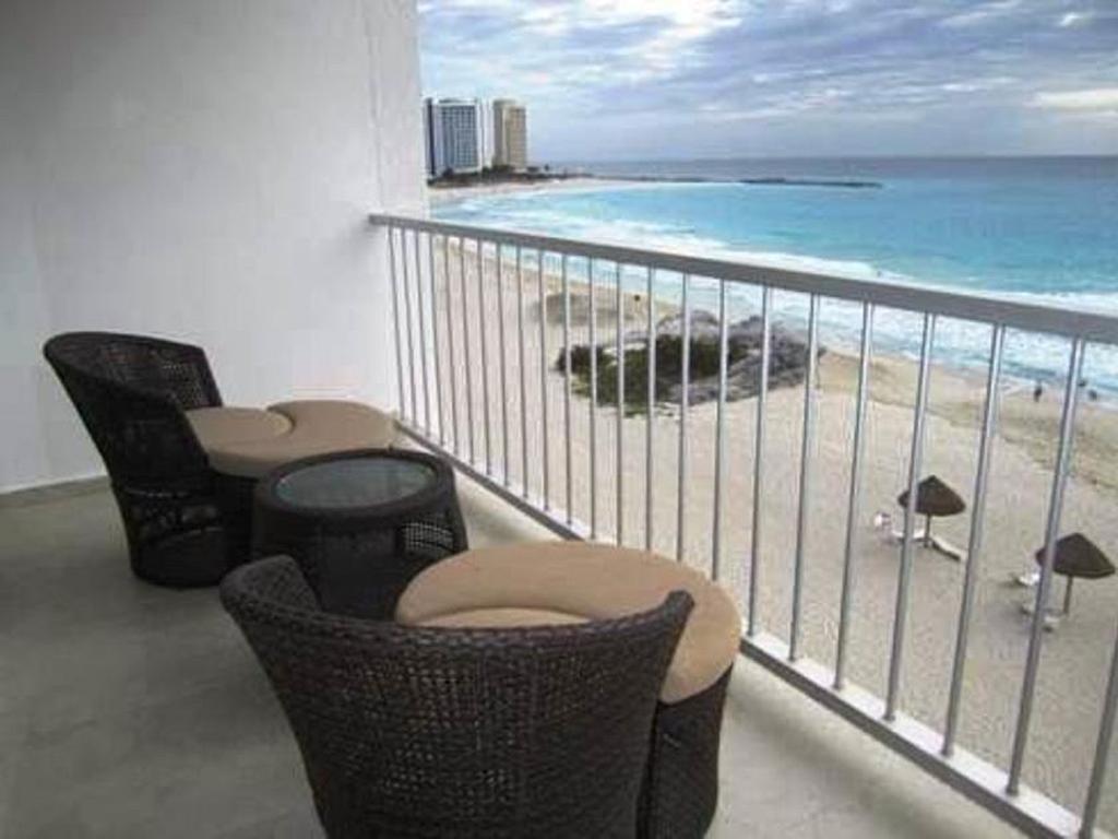 Beachfront Studio Carisa Y Palma Appartement Cancún Kamer foto